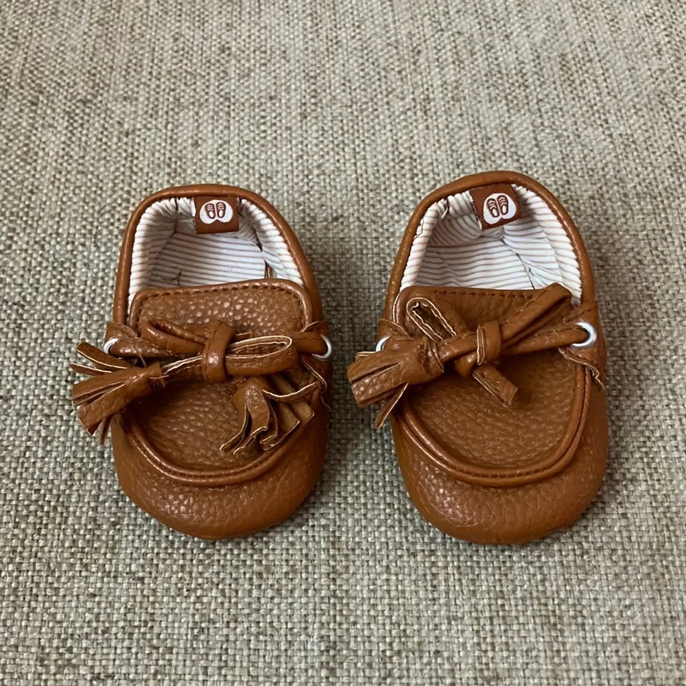 Baby 3-6 months moccasin shoes